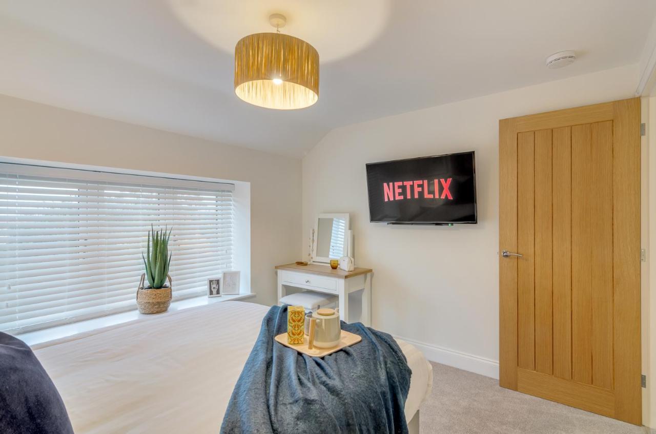 Spacious 6-Bed Home, Near The Norfolk Broads Clippesby Luaran gambar