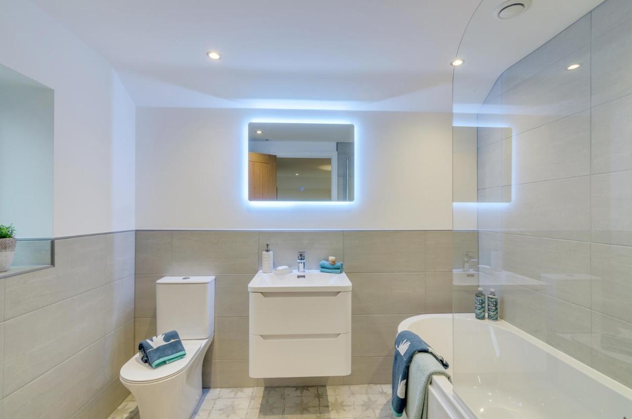 Spacious 6-Bed Home, Near The Norfolk Broads Clippesby Luaran gambar