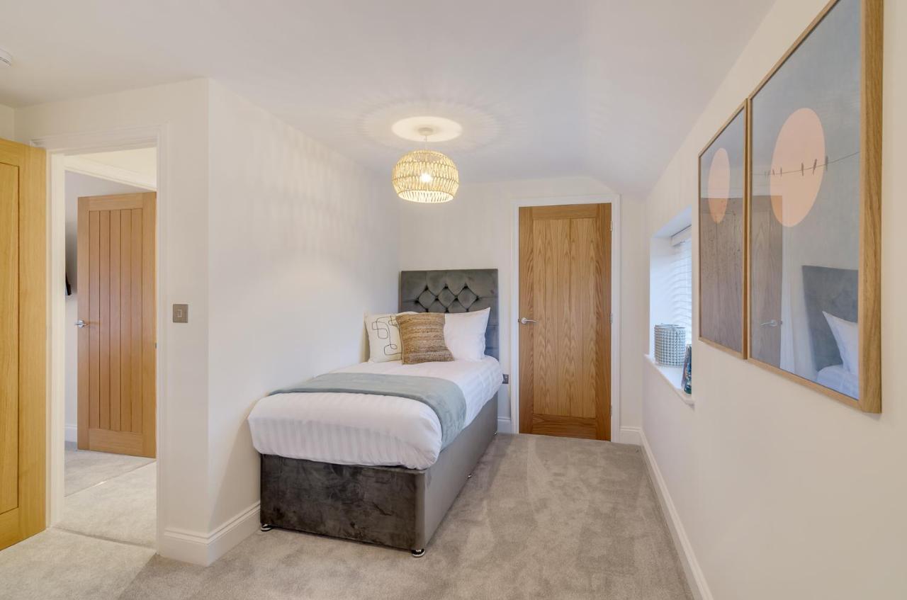 Spacious 6-Bed Home, Near The Norfolk Broads Clippesby Luaran gambar