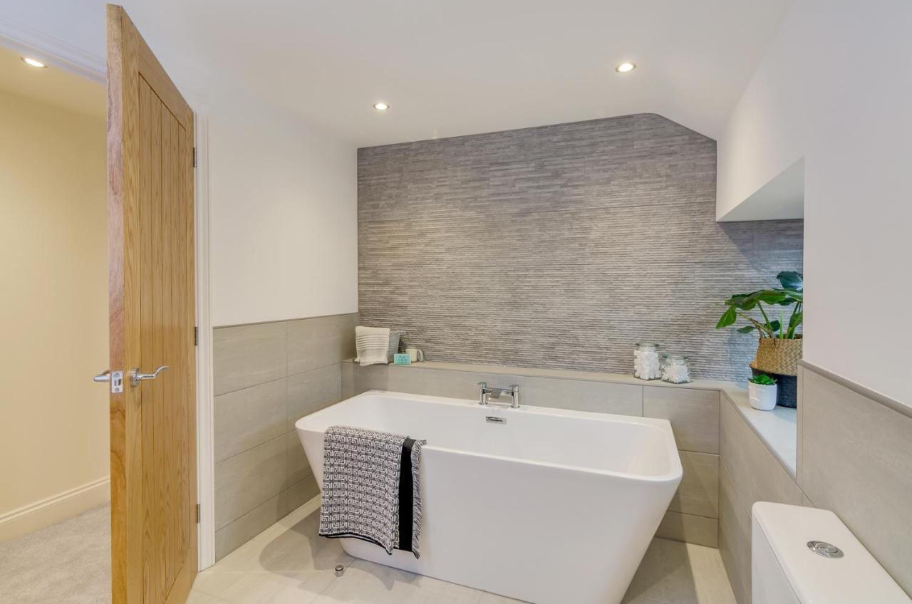 Spacious 6-Bed Home, Near The Norfolk Broads Clippesby Luaran gambar