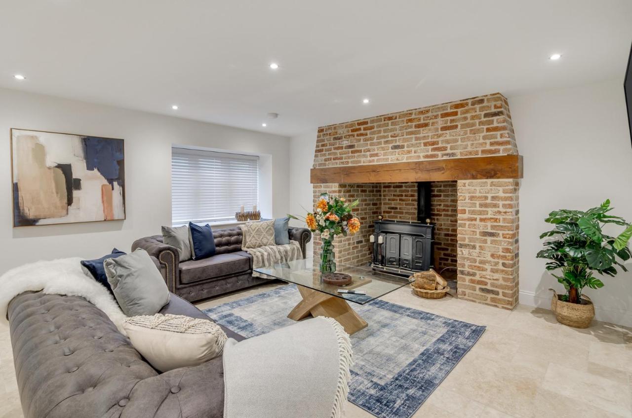 Spacious 6-Bed Home, Near The Norfolk Broads Clippesby Luaran gambar