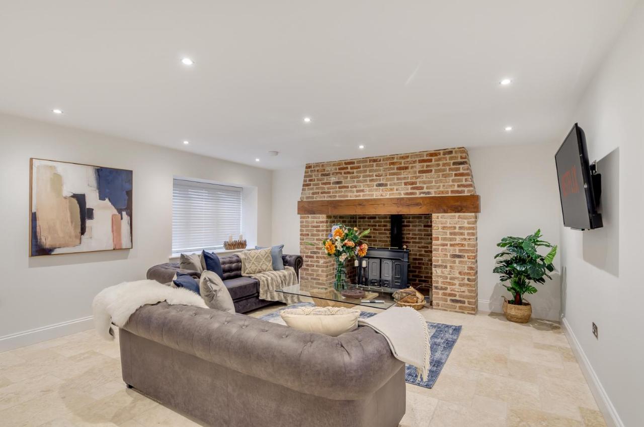 Spacious 6-Bed Home, Near The Norfolk Broads Clippesby Luaran gambar